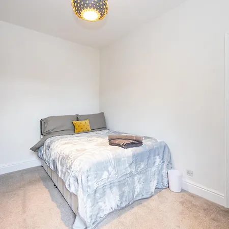 Urban Haven Hall Luxury Rooms Rusholme, Near City Centre Hospitals University Manchester Exterior photo