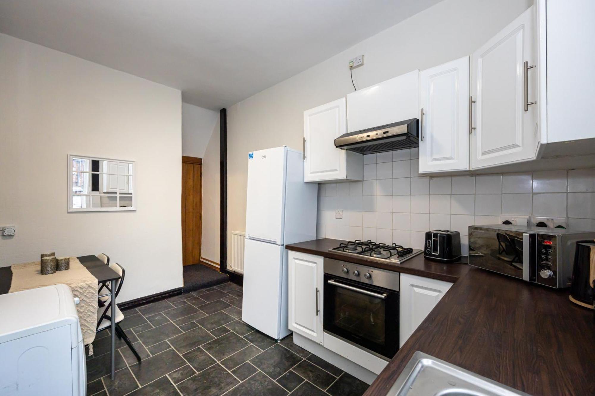 Urban Haven Hall Luxury Rusholme, Near Centre Hospitals Holiday home Manchester