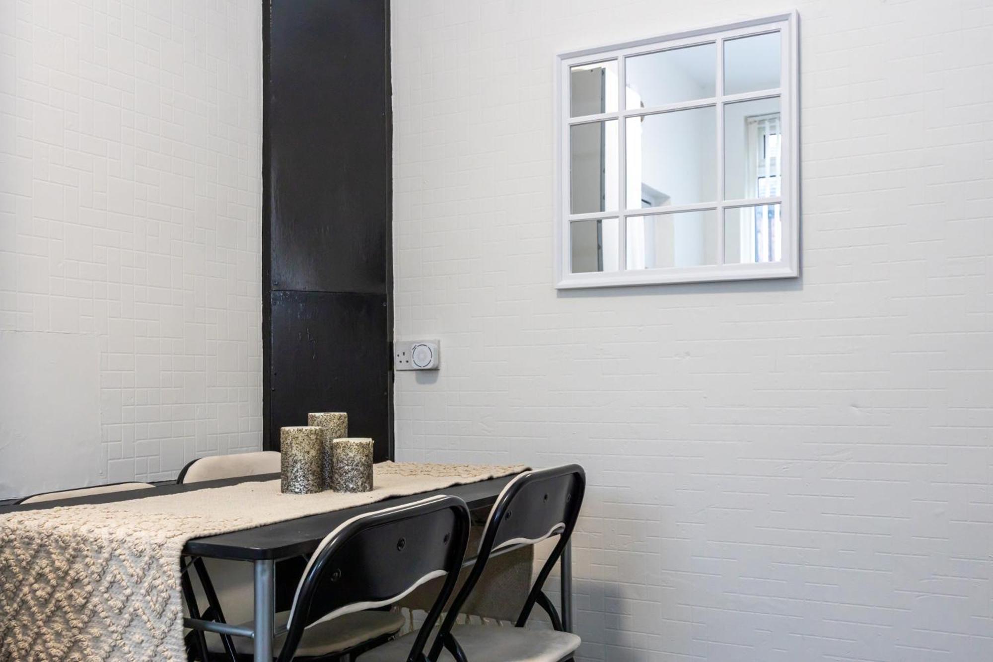 Holiday home Urban Haven Hall Luxury Rusholme, Near Centre Hospitals Manchester